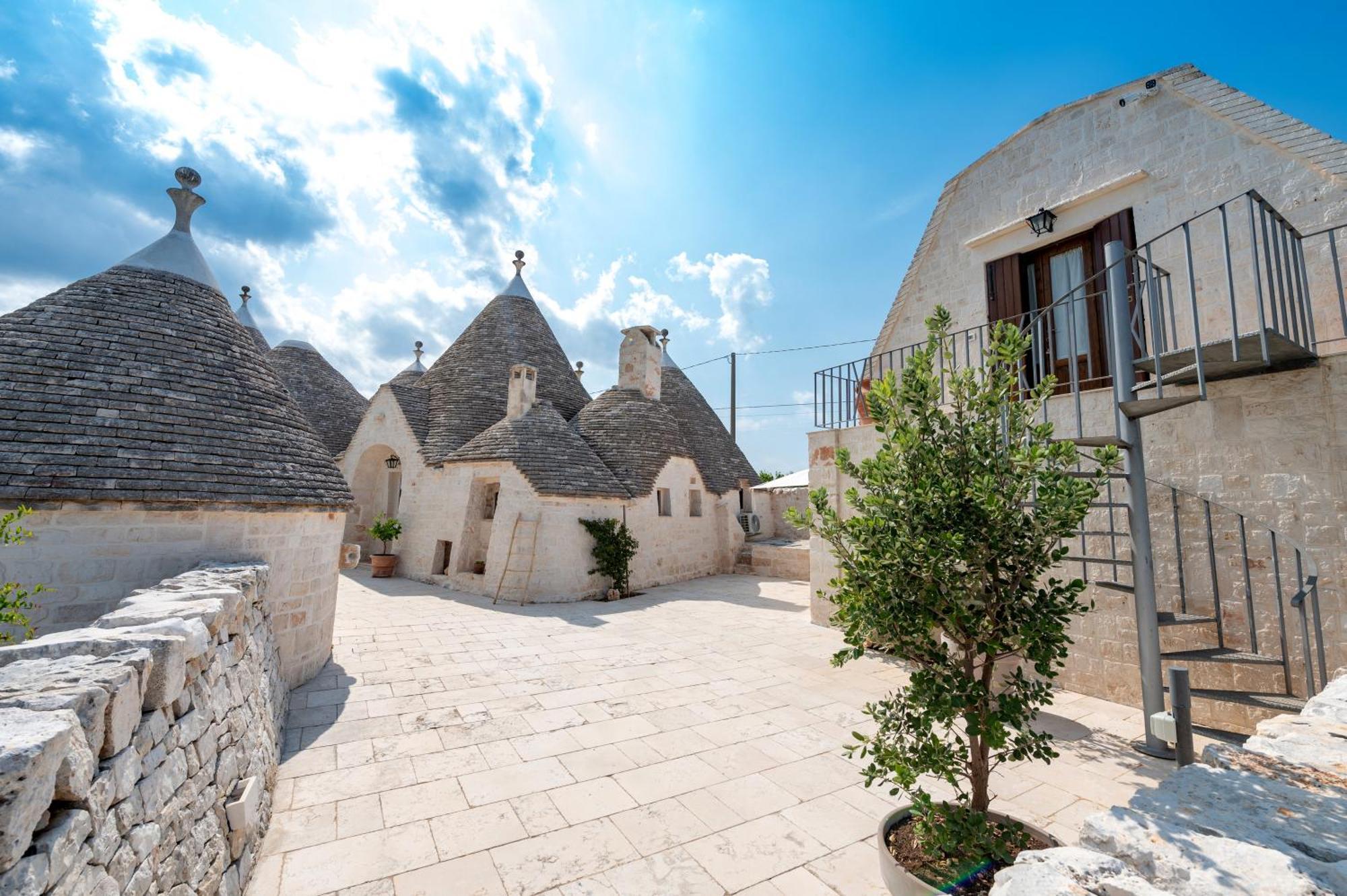 Acres Itria Villa *